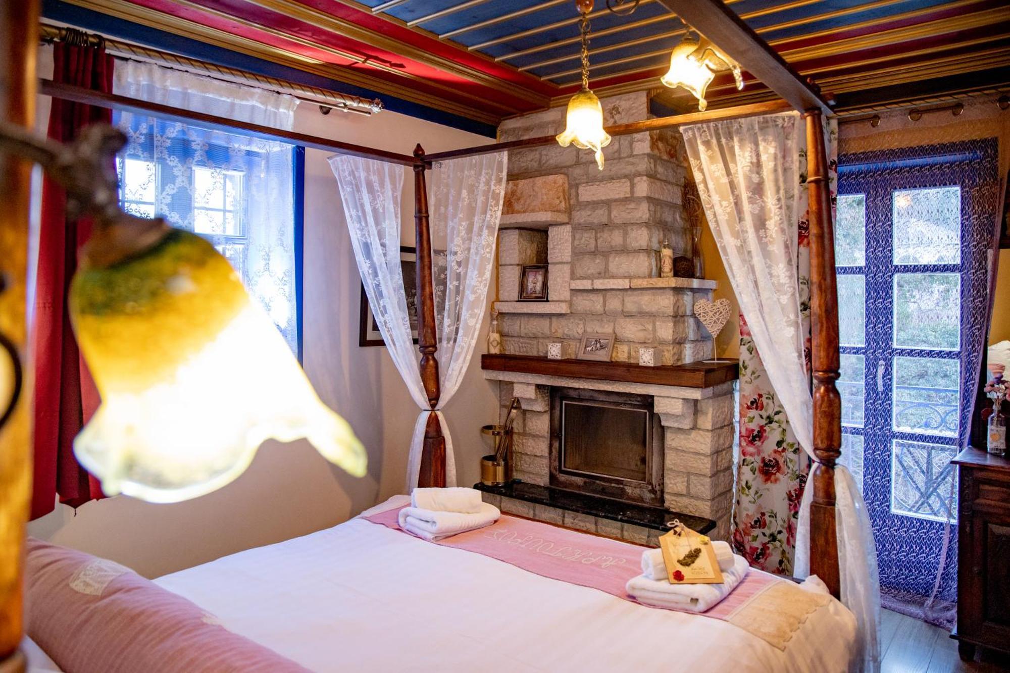 Arktouros Hotel 莫诺登德里 外观 照片